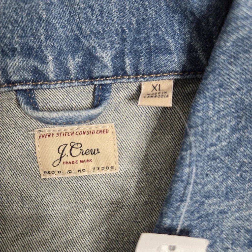 J.Crew NWT Men's Denim Trucker Jacket Light Wash XL